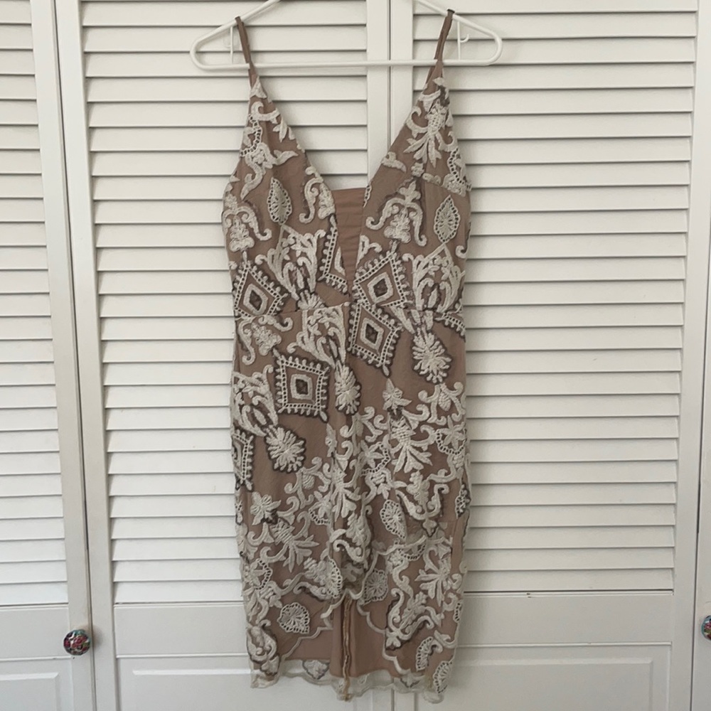 4SIENNA Embroidered Dress